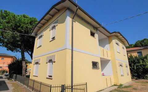 Rosolina Mare 500: Propriété, Maison, Architecture, Bâtiment, Zone Résidentielle, Immobilier, Façade, Mur, Quartier, Domicile