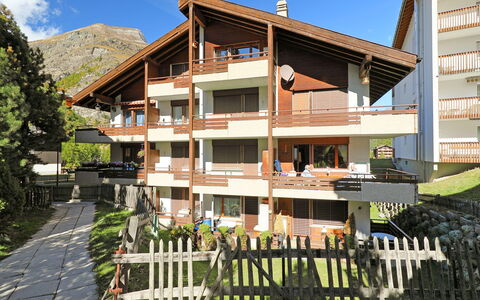 Haus Rollin: Propriété, Bâtiment, Maison, Immobilier, Zone Résidentielle, Domicile, Appartement, Architecture, Usage Mixte, Biens