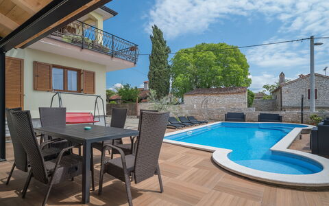 Poreč Tar 103: Propriété, Immobilier, Bâtiment, Maison, Piscine, Domicile, Arrière-Cour, Zone Résidentielle, Patio, Meubles