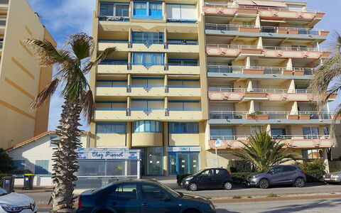 Marianne: Bâtiment, Zone Résidentielle, Appartement, Propriété, Quartier, Condominium, Architecture, Usage Mixte, Immobilier, Maison