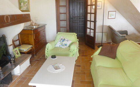 Villa Micheline: Propriété, Pièce, Meubles, Design Intérieur, Maison, Bâtiment, Sol, Salon, Immobilier, Table