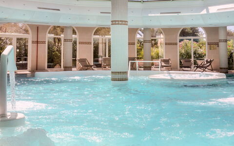 Les Issambres 125: L'Eau, Piscine, Bleu Azur, Loisir, Aqua, Immobilier, Composite, Ville Resort, Ombre