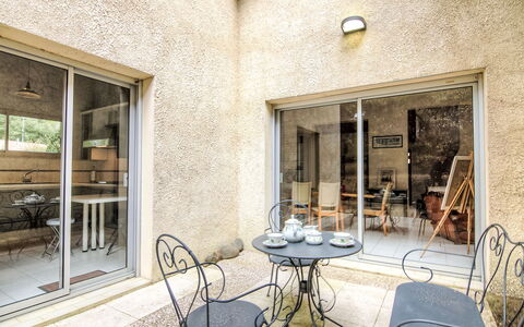 Bernadon: Domicile, Appartement, Balcon, Biens, Ombre, Villa, Eco Hôtel, Porche, Aménagement Paysager, Manoir
