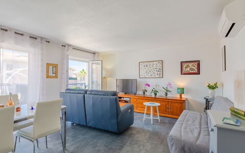 Logement:&nbsp;Royal Marine 504.4