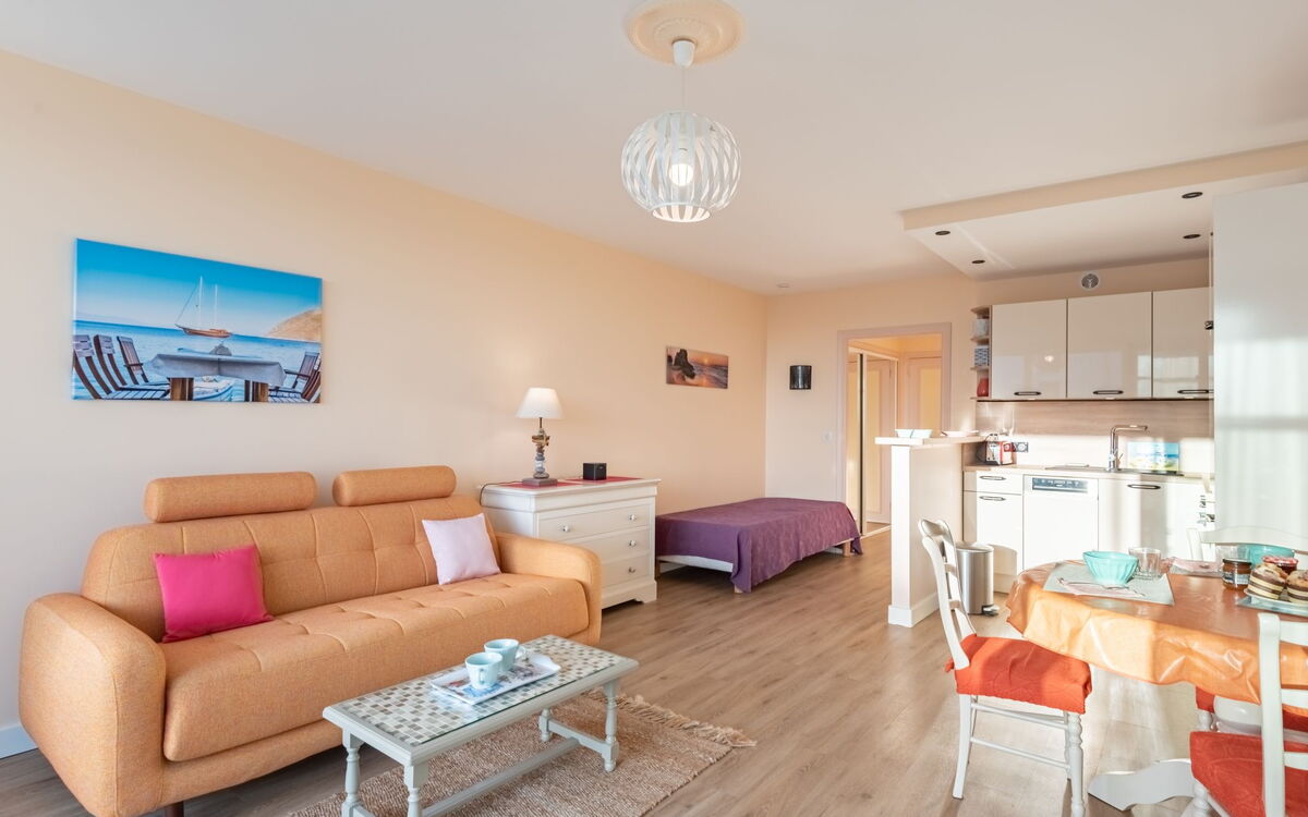 Logement:&nbsp;Les Trois Iles 102.8