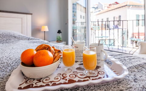 Résidence de France: Aliments, Vaisselle, Table, Orange, Plante, Orange