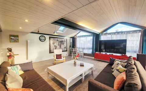 Le Sudouest: Plante, Ciel, Nuage, Bâtiment, Fenêtre, Lot Terre, Design Intérieur, Design Urbain, Zone Résidentielle