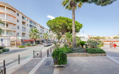 Logement:&nbsp;Les Dauphins 124.2
