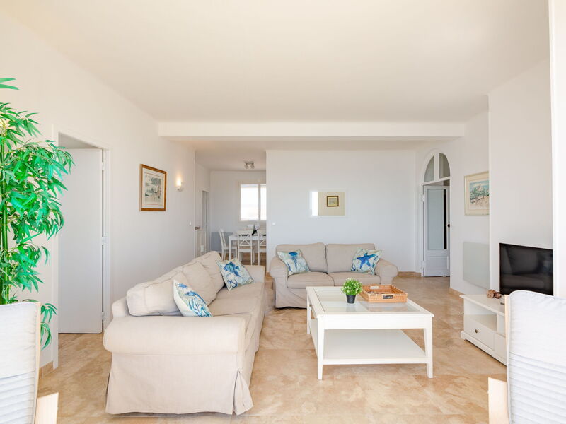 Logement:&nbsp;Les Dauphins 124.1