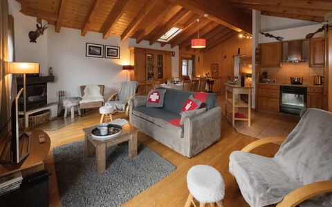 Ropiar: Meubles, Bois, Design Intérieur, Canapé, Pièce, Salon, Plafond, Maison, Domicile, Chaise