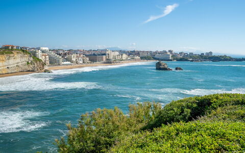 St Jean: L'Eau, Ciel, Nuage, Ressources En Eau, Bleu Azur, La Nature, Plante, Environnement Naturel, Arbre, Paysage Naturel