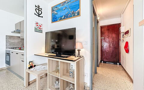 Port Royal - Corvette: Sol, Appartement, Meubles, Pièce, Parquet, Hôtel