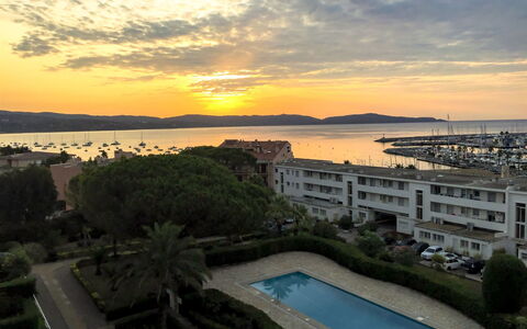 Cavalaire 279: Ciel, Le Coucher Du Soleil, Propriété, Horizon, Matin, Nuage, Immobilier, Mer, Vacances, Océan