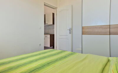 Logement:&nbsp;Ivan 107.2