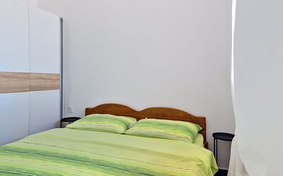 Logement:&nbsp;Ivan 107.2