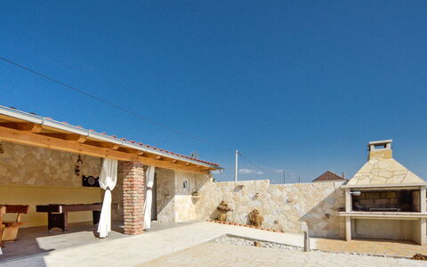 Frane: Propriété, Maison, Domicile, Bâtiment, Toit, Ciel, Architecture, Immobilier, Biens, Pièce