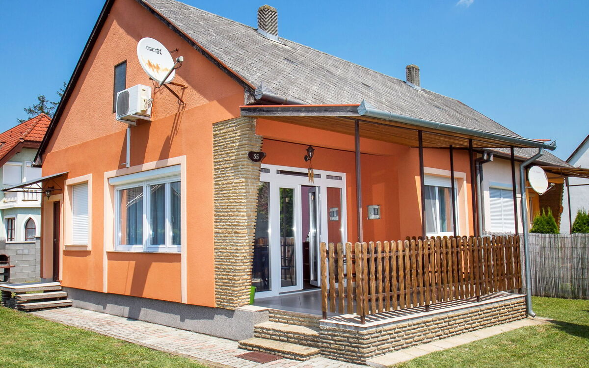 Balaton H469