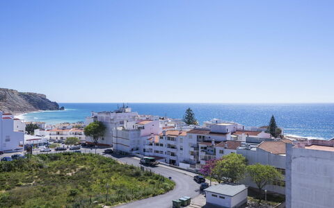 Praia da Luz Sea View: Propriété, Ciel, Ville, Mer, Côte, Bâtiment, Ville, Vacances, Immobilier, Été