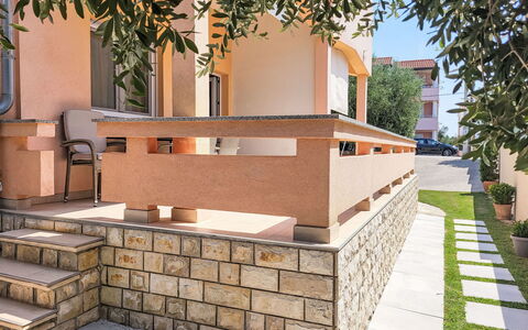 Ive: Propriété, Plante, Orange, Surface De La Route, Architecture, Brique, Design Urbain, Brickwork, Bois, Rectangle