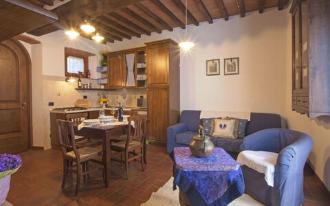 Cortona 190: Pièce, Propriété, Bâtiment, Meubles, Design Intérieur, Maison, Salon, Immobilier, Plafond, Sol