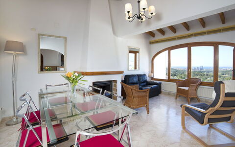 Calpe Calp 435: Pièce, Propriété, Bâtiment, Design Intérieur, Meubles, Maison, Salon, Table, Sol, Immobilier