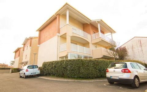 Les Terrasses du Cap: Propriété, Zone Résidentielle, Maison, Bâtiment, Voiture, Véhicule, Quartier, Immobilier, Appartement, Architecture