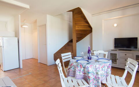 Les Terrasses du Cap: Propriété, Pièce, Meubles, Sol, Maison, Design Intérieur, Salle À Manger, Bâtiment, Parquet, Dur