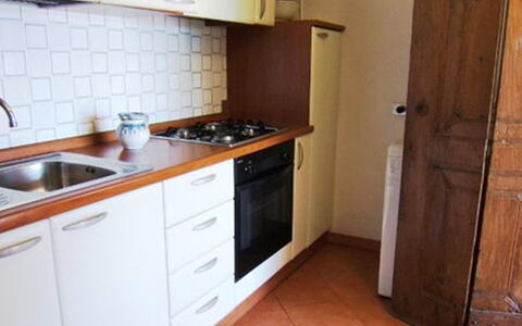 Raggio Di Sole Sull'argentario: Propriété, Pièce, Cuisine, Meubles, Cabinetry, Sol, Comptoir, Bâtiment, Tuile, Maison
