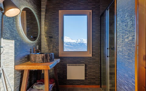 Chalet Mayens: Jardin, Chalet, Aménagement Paysager, Cour, Eco Hôtel, Cabane En Rondins, Batiments Jardin, Ferme, Mélèze