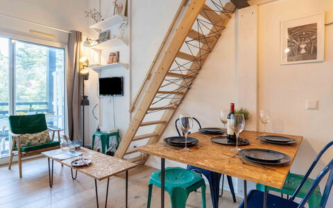 Guethary 107: Plante, Ombre, Mobilier De Jardin, Arbre, Architecture, Immobilier, Loisir, Confort, Balancelle, Teintes Et Ombres