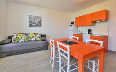 Logement:&nbsp;Val 103.3