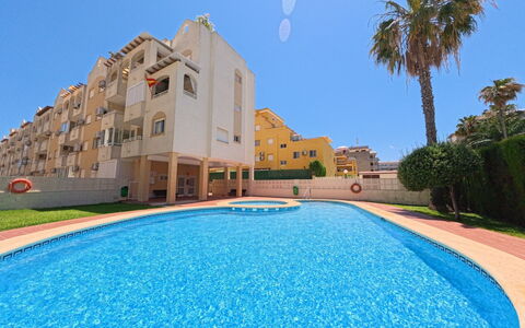 Residencial Daly: Zone Résidentielle, Appartement, Façade, Design Urbain, Établissements Humains, Condominium, Balcon, Hôtel, Biens