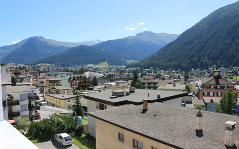 Apartmen Nölly: Montagnes Relief, Montagne, Ville, Ciel, Station De Montagne, Établissements Humains, Chaîne De Montagnes, Toit, Région Sauvage, Village De Montagne