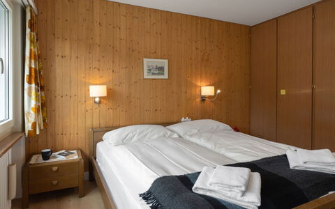 Apartmen Nölly: Meubles, Design Intérieur, Bois, Sol, Plafond, Sol, Lit, Chambre, Pièce, Cadre De Lit
