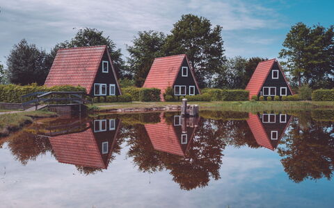 Eigen Wijze: L'Eau, Ciel, Plante, Nuage, Bâtiment, Arbre, Paysage Naturel, Maison, Fenêtre, Bois