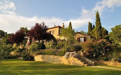 Garden and outdoor view