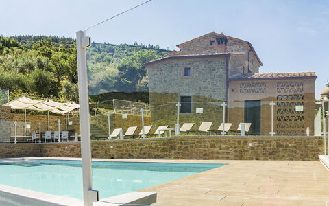 Villa Degli Ulivi: Propriété, Maison, Piscine, Bâtiment, Domicile, Immobilier, Zone Résidentielle, Villa, Biens, Loisir