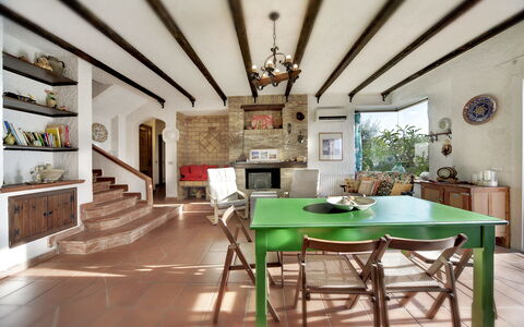 Villa Palma: Pièce, Meubles, Plafond, Propriété, Design Intérieur, Bâtiment, Salle À Manger, Table, Maison, Faisceau