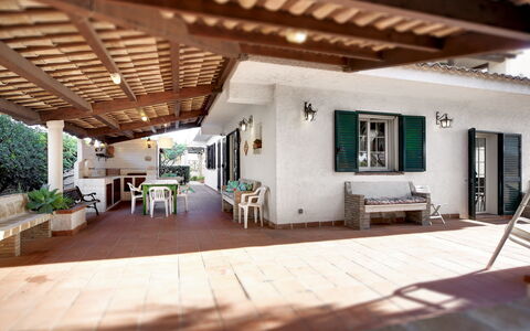 Villa Palma: Propriété, Bâtiment, Maison, Domicile, Pièce, Immobilier, Biens, Design Intérieur, Plafond, Architecture
