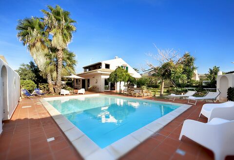 Villa Palma: Piscine, Propriété, Immobilier, Bâtiment, Maison, Domicile, Recours, Biens, Vacances, Villa