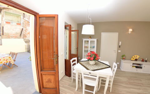 Musetta: Pièce, Propriété, Meubles, Bâtiment, Design Intérieur, Maison, Sol, Table, Immobilier, Salle À Manger