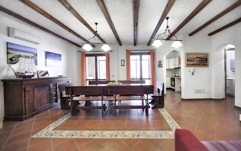 Villa Dell'ulivo: Bâtiment, Propriété, Pièce, Plafond, Design Intérieur, Sol, Grenier, Maison, Meubles, Salon
