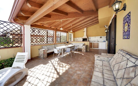 Villa Dell'ulivo: Propriété, Bâtiment, Pièce, Design Intérieur, Immobilier, Maison, Architecture, Plafond, Meubles, Domicile