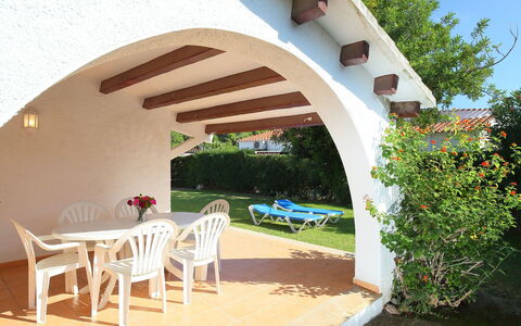 Carlos: Propriété, Bâtiment, Maison, Immobilier, Architecture, Pièce, Cambre, Ombre, Appartement, Domicile