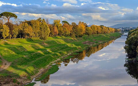 La Torretta: Paysage Naturel, Réflexion, La Nature, Ciel, L'Eau, Rivière, Nuage, Banque, Arbre, Voie Navigable