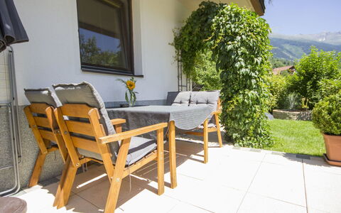Venier: Propriété, Maison, Bâtiment, Pièce, Immobilier, Meubles, Table, Domicile, Patio, Appartement
