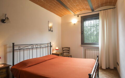 Vinci 730: Chambre, Lit, Pièce, Meubles, Plafond, Propriété, Cadre De Lit, Bâtiment, Sol, Drap De Lit