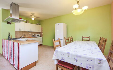 Golf Tee: Sol, Plafond, Piscine, Recours, Conception, Chaise, Daylighting, Hôtel, Villa, Appartement Penthouse