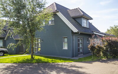 Offingawier 140: Domicile, Maison, Propriété, Zone Résidentielle, Immobilier, Toit, Bâtiment, Siding, Chalet, Architecture