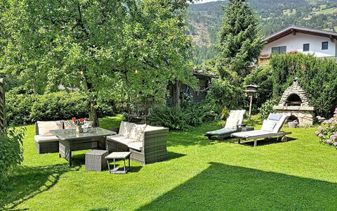 Aschau im Zillertal 485: Jardin, Arbuste, Paysage, Meubles, Mobilier De Jardin, Chaîne De Montagnes, Pelouse, Couverture De Sol, Aménagement Paysager